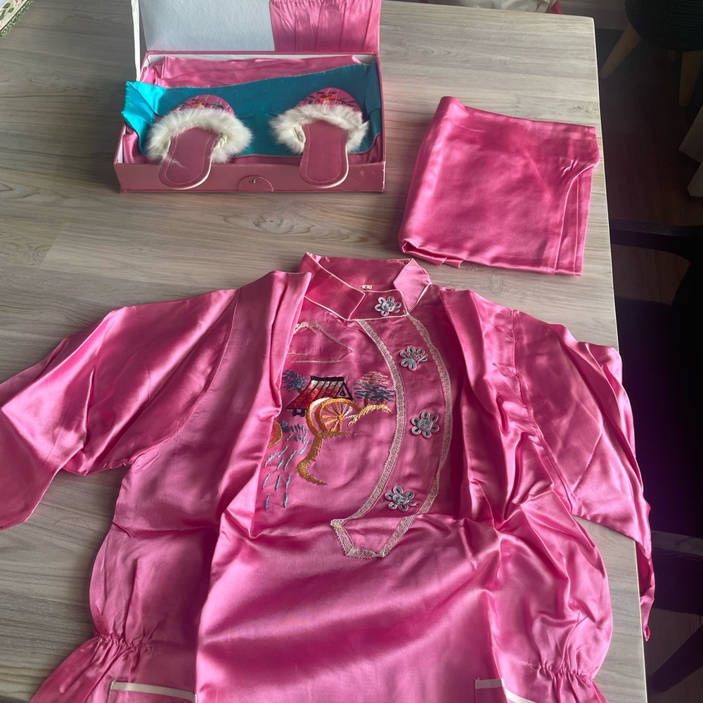 Vintage Japanese Kimono Set Pink